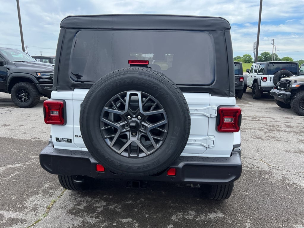 2025 Jeep Wrangler WRANGLER 4-DOOR SAHARA