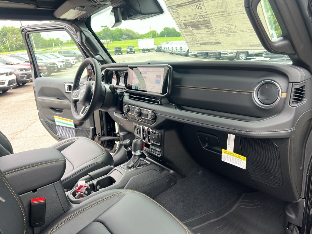 2025 Jeep Wrangler WRANGLER 4-DOOR SAHARA