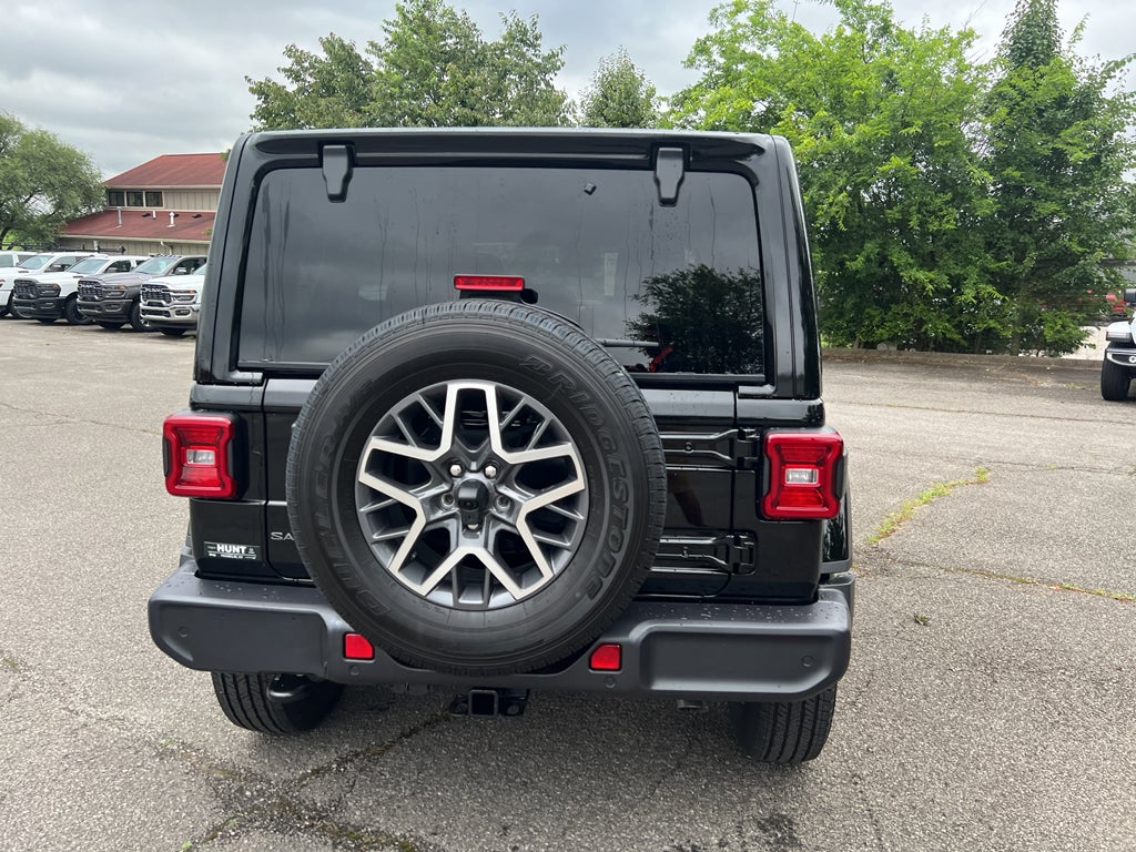 2025 Jeep Wrangler WRANGLER 4-DOOR SAHARA