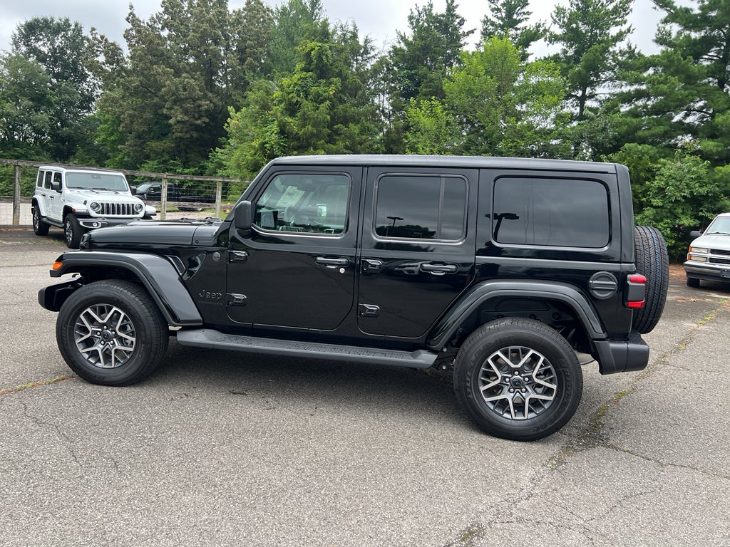 2025 Jeep Wrangler WRANGLER 4-DOOR SAHARA