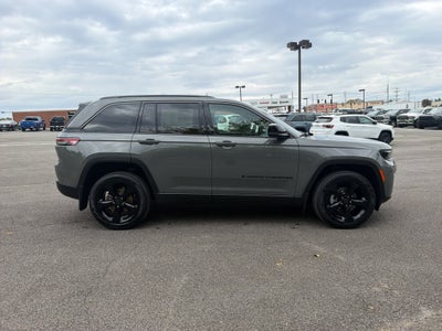 2027 Jeep Grand Cherokee GRAND CHEROKEE LIMITED 4X4
