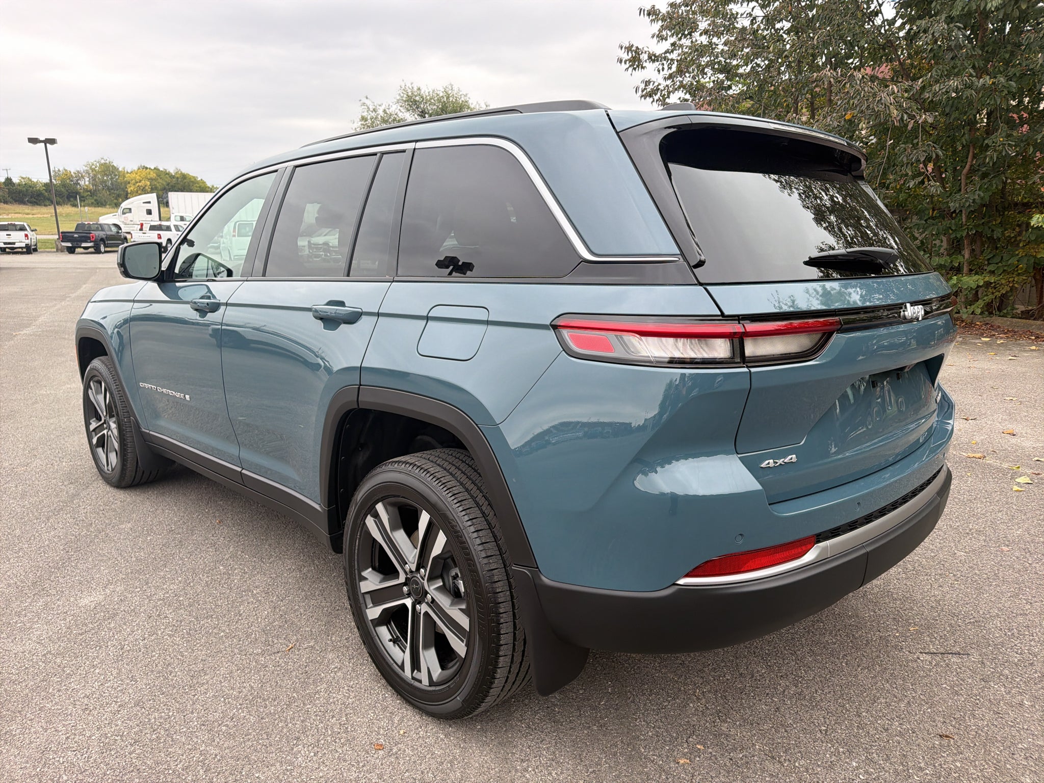2027 Jeep Grand Cherokee GRAND CHEROKEE LIMITED 4X4