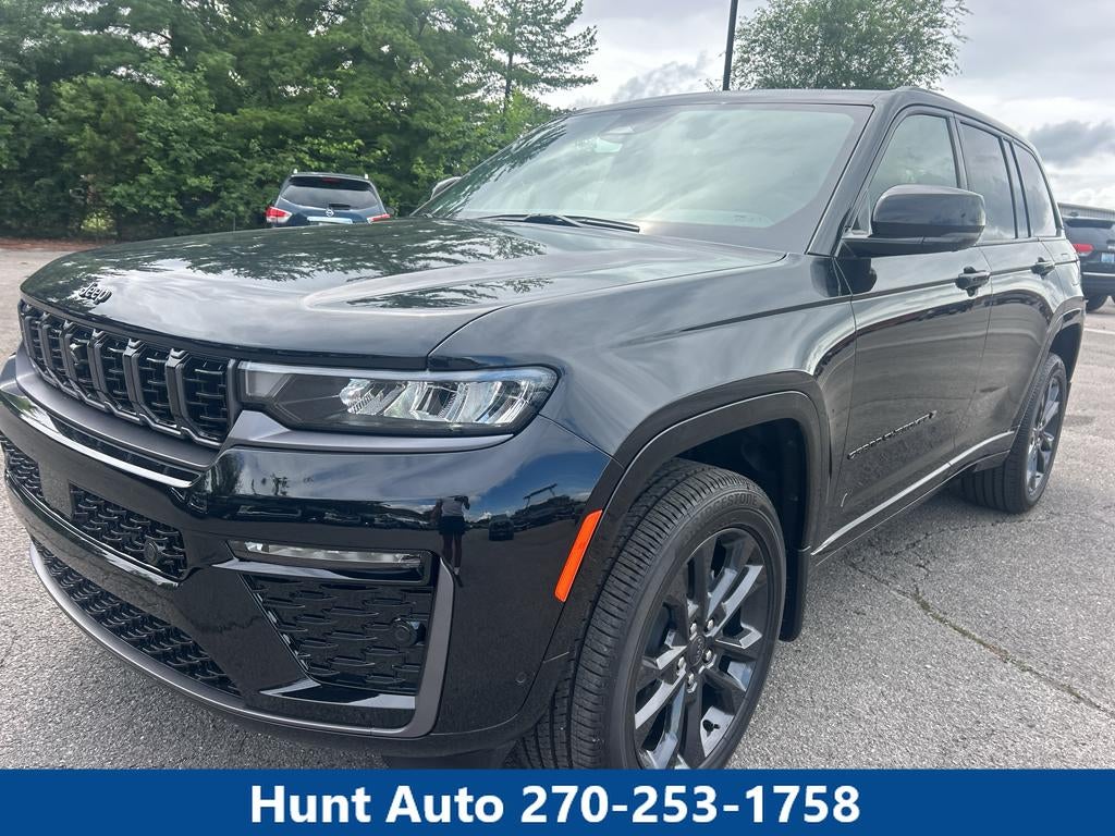 2026 Jeep Grand Cherokee Limited Reserve 4x4's photo