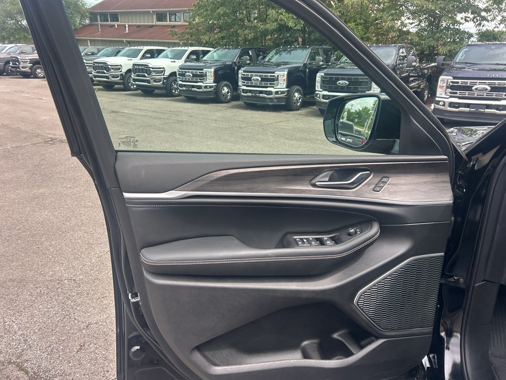 2026 Jeep Grand Cherokee GRAND CHEROKEE LIMITED RESERVE 4X4