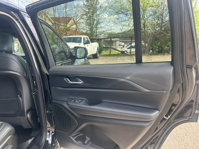 2025 Jeep Grand Cherokee L Altitude 4x4