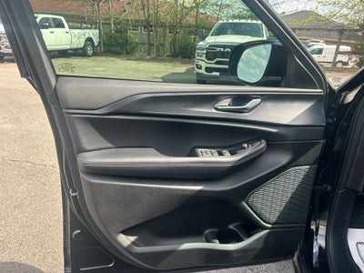 2025 Jeep Grand Cherokee L Altitude 4x4