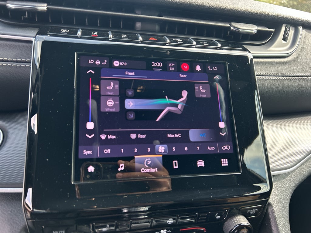 2025 Jeep Grand Cherokee L Altitude 4x4