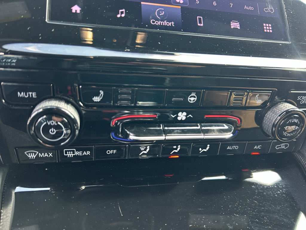 2025 Jeep Grand Cherokee L Altitude 4x4