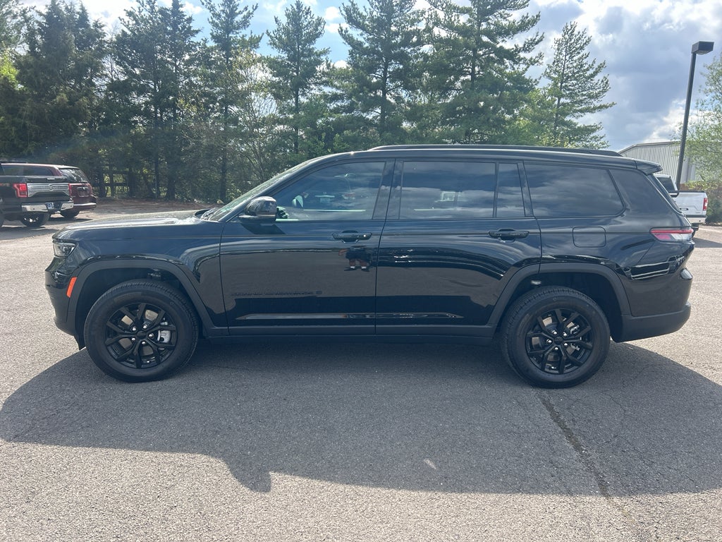 2025 Jeep Grand Cherokee L Altitude 4x4