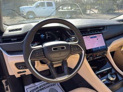 2025 Jeep Grand Cherokee GRAND CHEROKEE L LIMITED 4X4