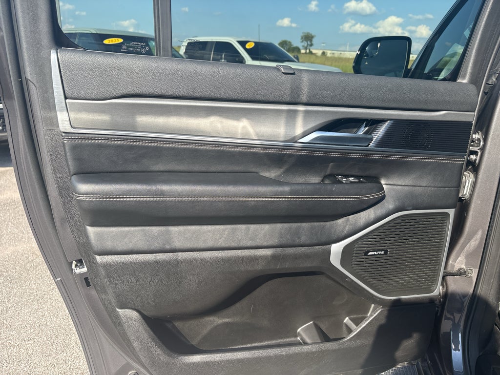 2024 Jeep Wagoneer L Series II Carbide 4x4