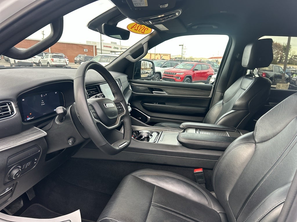 2024 Jeep Wagoneer Series II 4x2