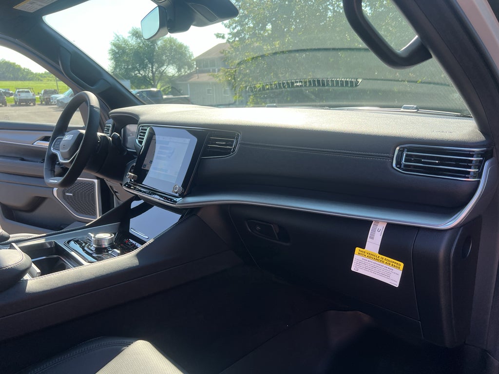 2025 Jeep Wagoneer WAGONEER OVERLAND 4X4