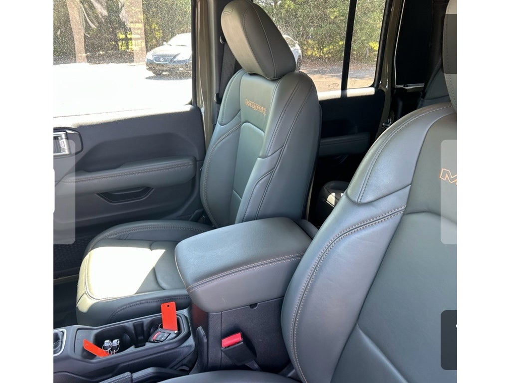 2025 Jeep Gladiator Mojave X