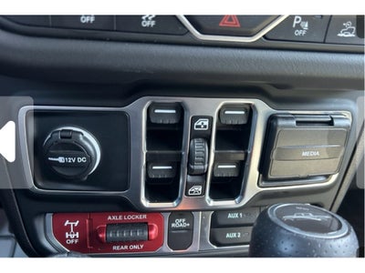 2025 Jeep Gladiator Mojave X