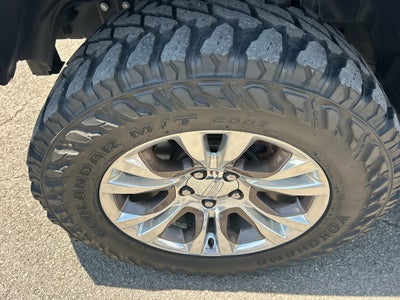 2018 RAM 1500 Longhorn Crew Cab 4x4 5'7' Box