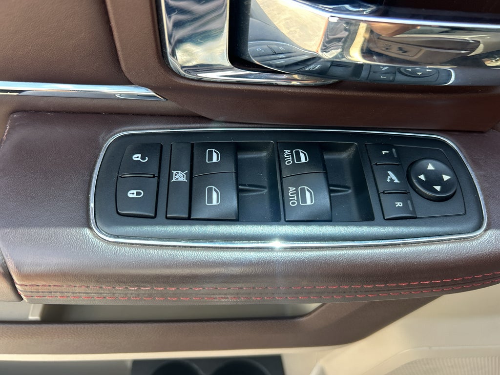 2018 RAM 1500 Longhorn Crew Cab 4x4 5'7' Box