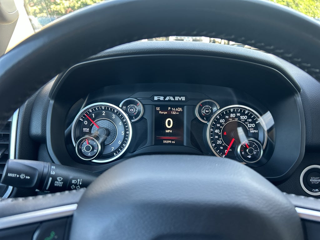 2020 RAM 1500 Big Horn Quad Cab 4x2 6'4' Box