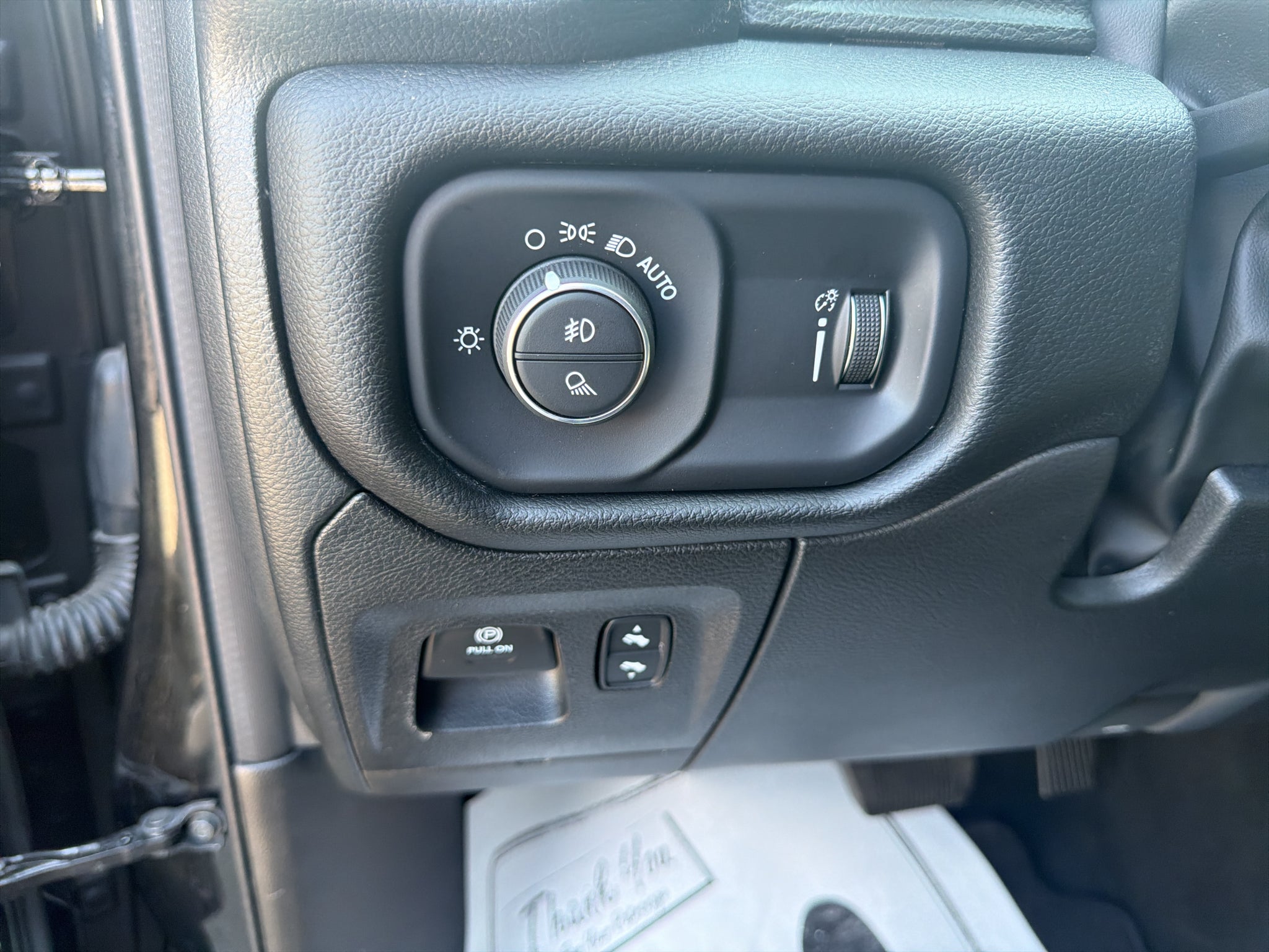 2022 RAM 1500 Big Horn Crew Cab 4x2 5'7' Box