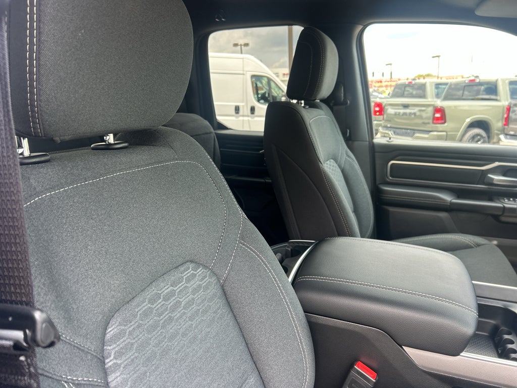 2025 RAM 1500 Big Horn Crew Cab 4x4 6'4' Box