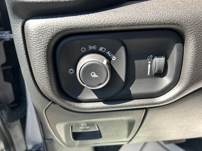 2025 RAM 1500 Tradesman Quad Cab 4x2 6'4' Box