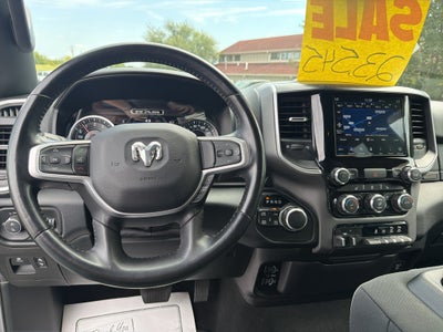 2021 RAM 1500 Big Horn Quad Cab 4x4 6'4' Box