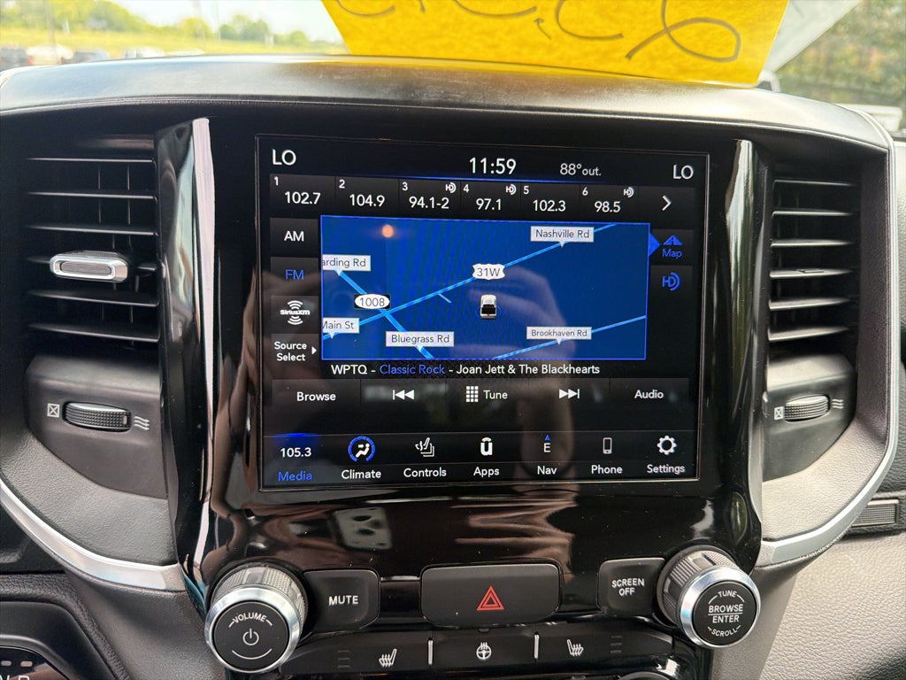 2021 RAM 1500 Big Horn Quad Cab 4x4 6'4' Box