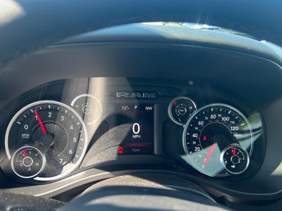 2025 RAM Ram 1500 RAM 1500 BIG HORN CREW CAB 4X4 5'7' BOX