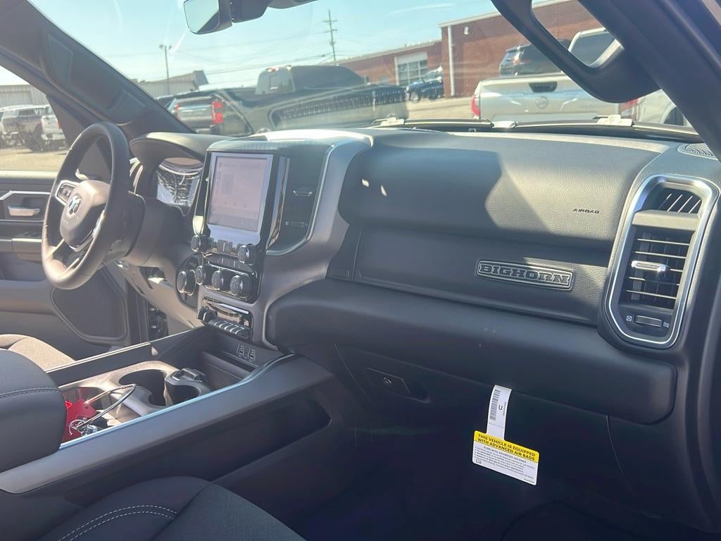 2025 RAM Ram 1500 RAM 1500 BIG HORN CREW CAB 4X4 5'7' BOX