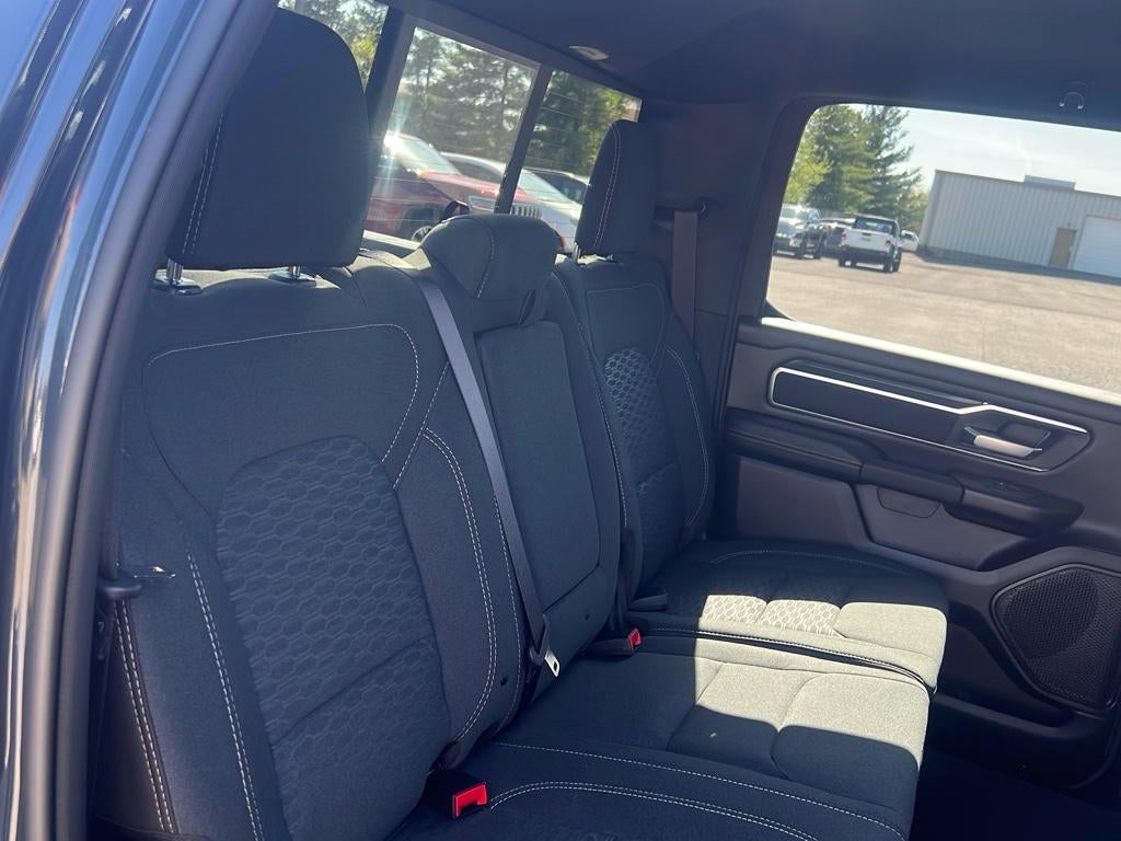 2025 RAM Ram 1500 RAM 1500 BIG HORN CREW CAB 4X4 5'7' BOX