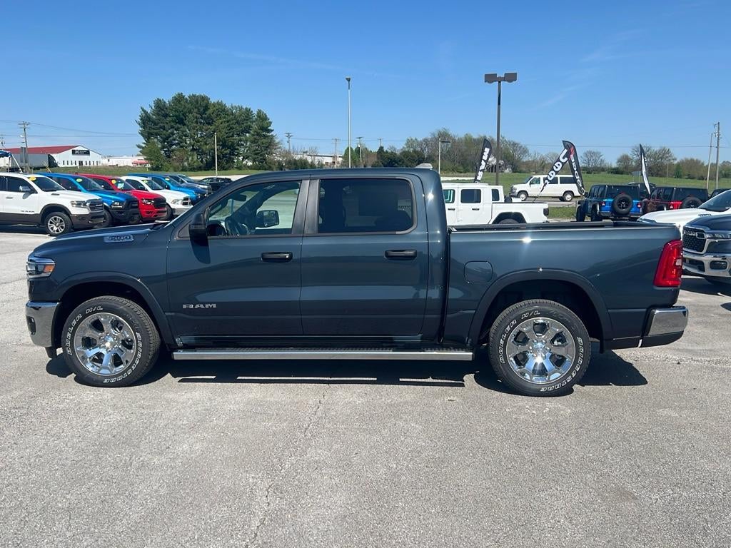 2025 RAM Ram 1500 RAM 1500 BIG HORN CREW CAB 4X4 5'7' BOX