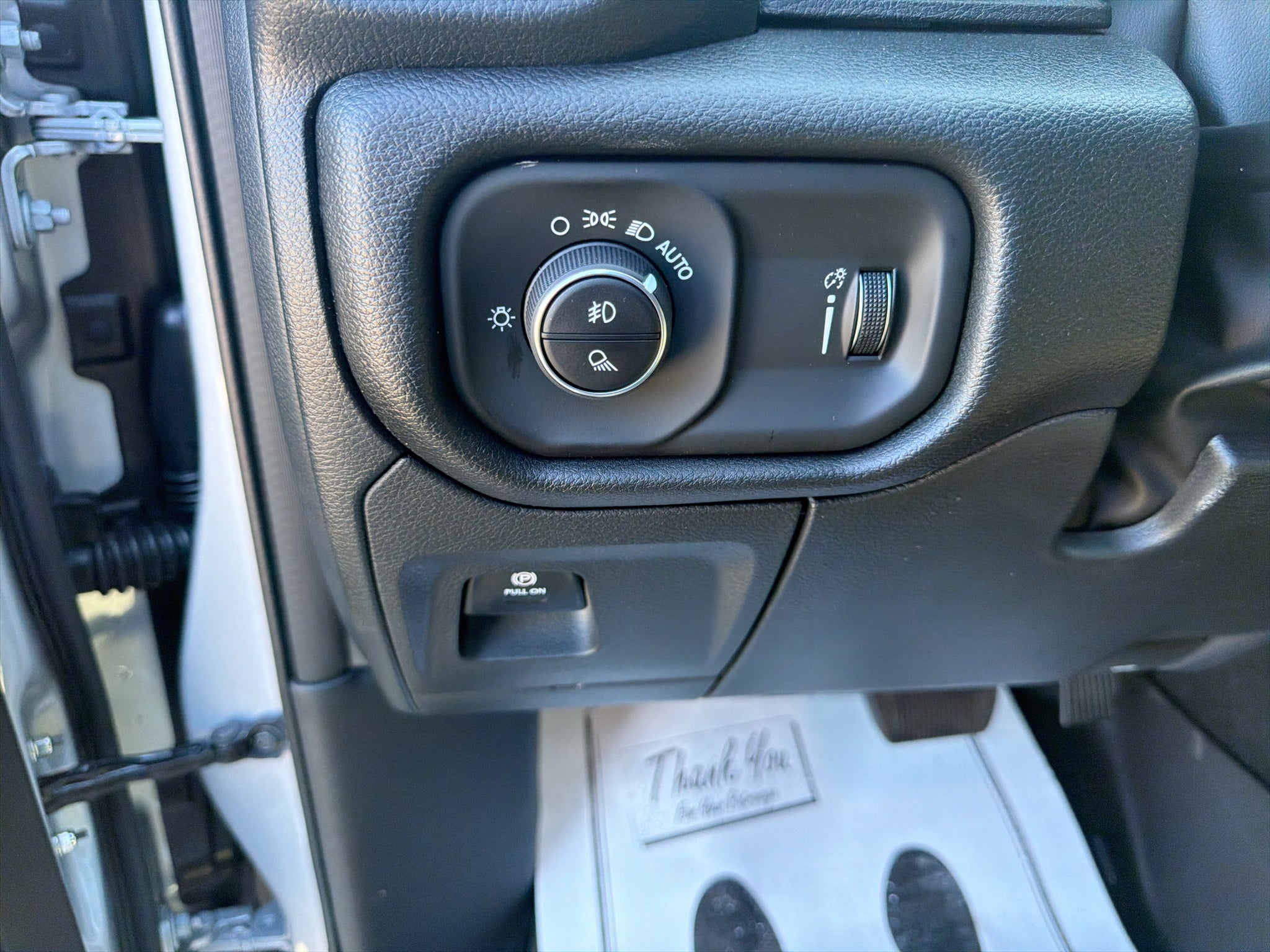 2027 RAM Ram 1500 RAM 1500 BIG HORN CREW CAB 4X4 5'7' BOX