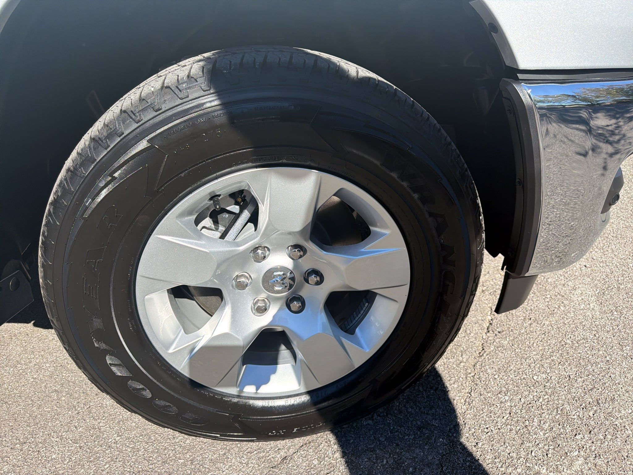 2027 RAM Ram 1500 RAM 1500 BIG HORN CREW CAB 4X4 5'7' BOX