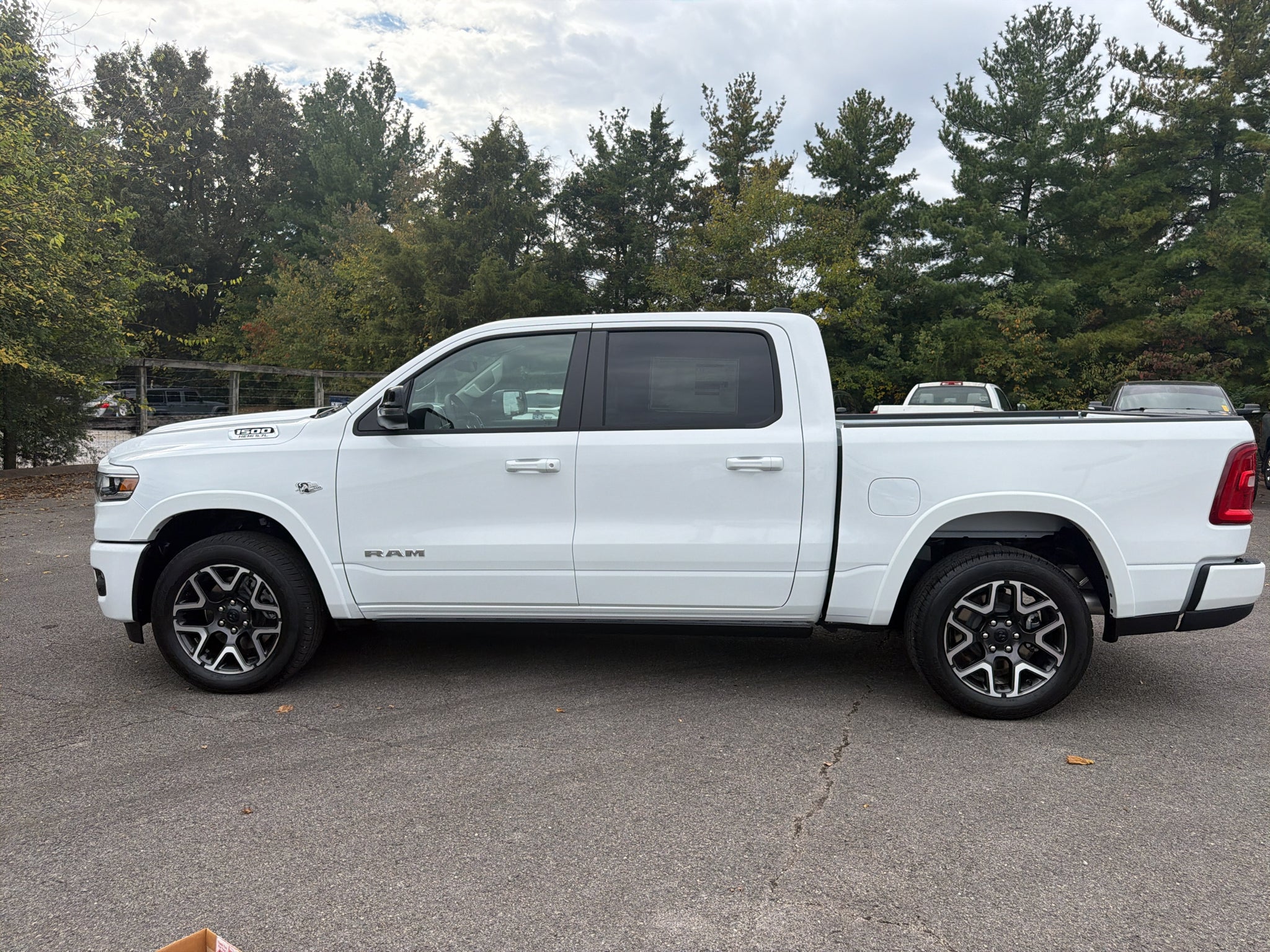 2027 RAM Ram 1500 RAM 1500 LARAMIE CREW CAB 4X4 5'7' BOX