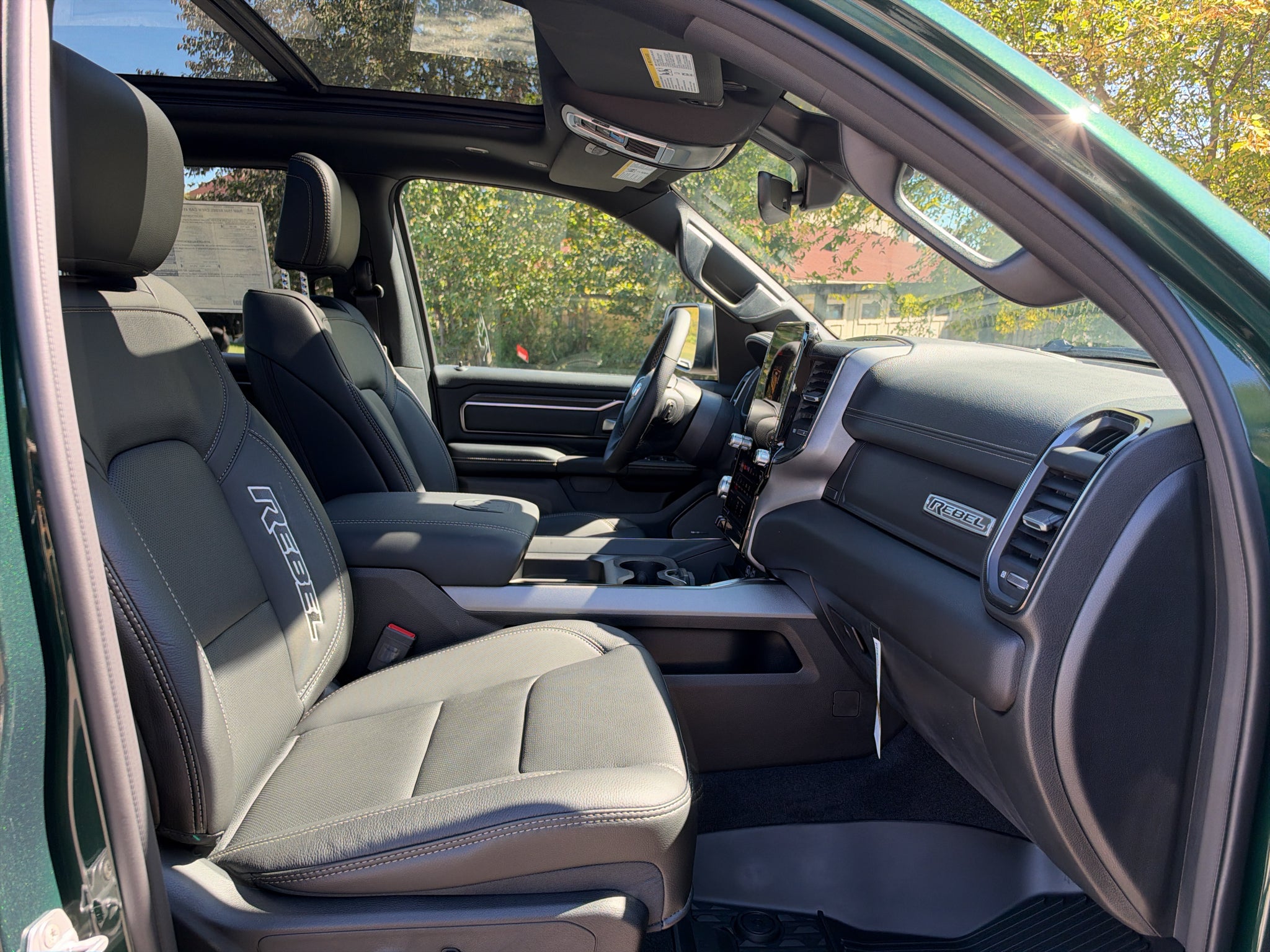 2027 RAM Ram 1500 RAM 1500 REBEL CREW CAB 4X4 5'7' BOX