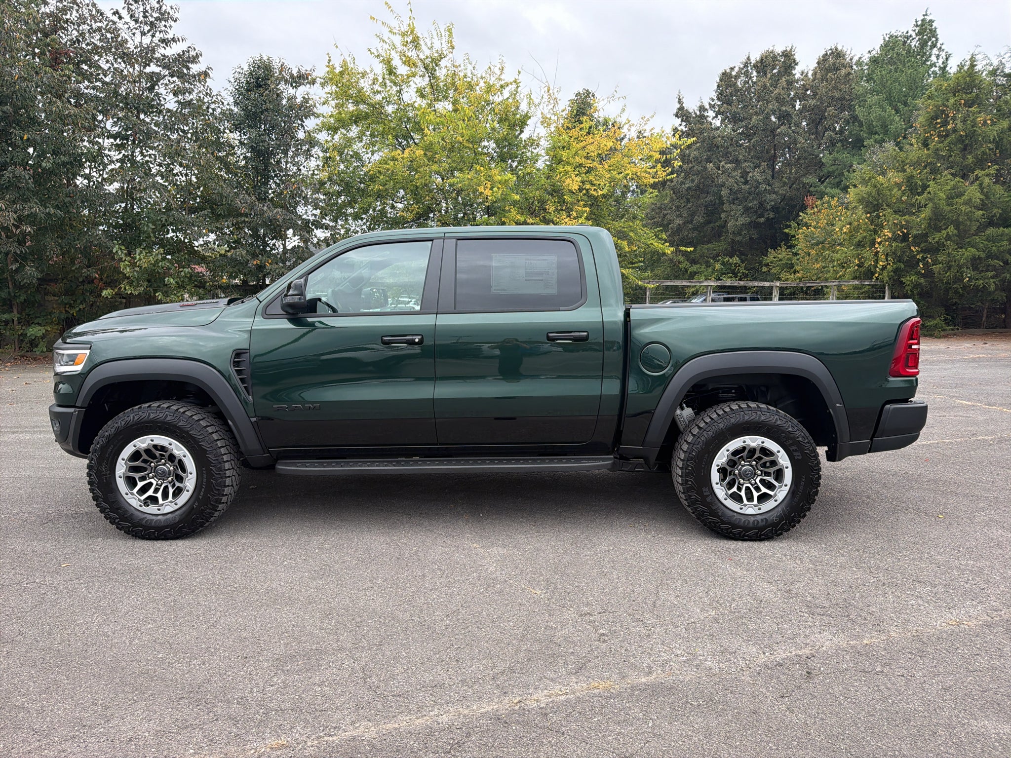 2027 RAM Ram 1500 RAM 1500 RHO CREW CAB 4X4 5'7' BOX