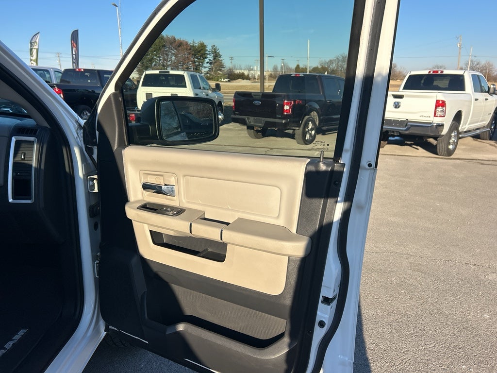 2010 Dodge Ram 1500 SLT/Sport/TRX