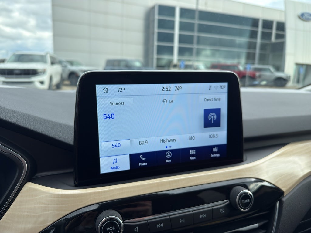 2022 Ford Escape Titanium