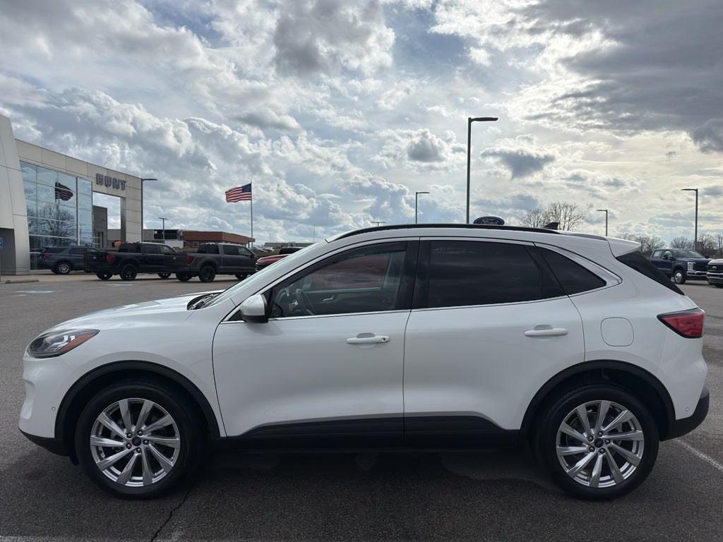 2022 Ford Escape Titanium