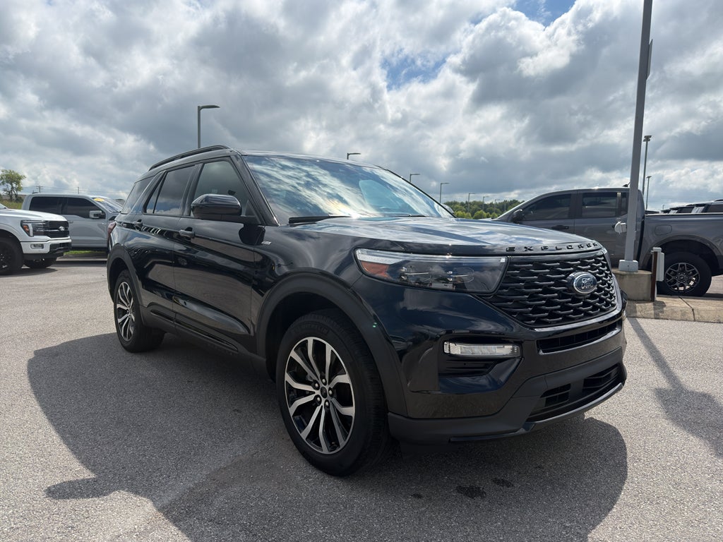 2022 Ford Explorer ST-Line