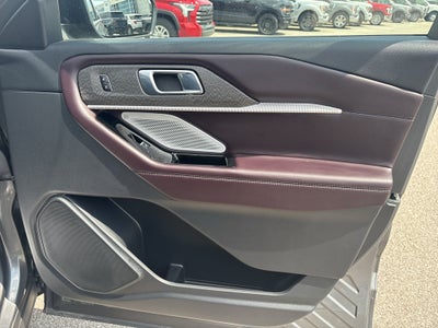 2025 Ford Explorer Platinum