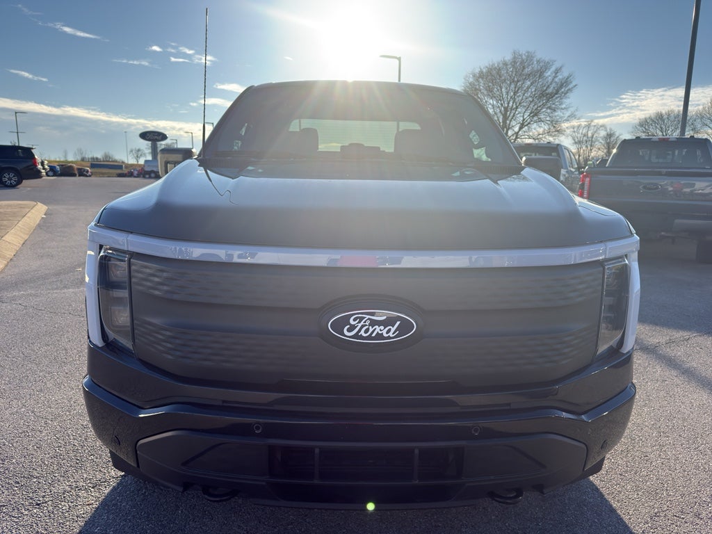 2024 Ford F-150 Lightning Flash