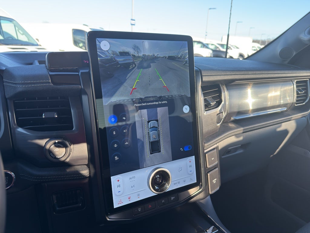 2024 Ford F-150 Lightning Flash