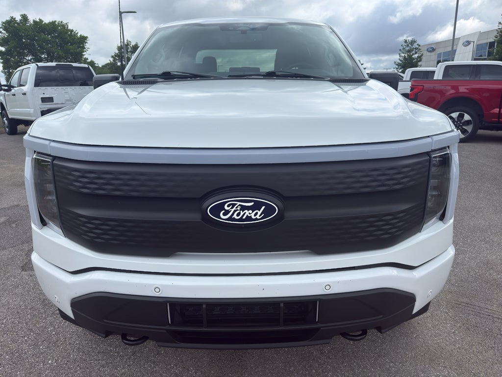 2024 Ford F-150 Lightning Flash