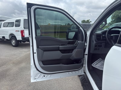 2024 Ford F-150 Lightning Flash
