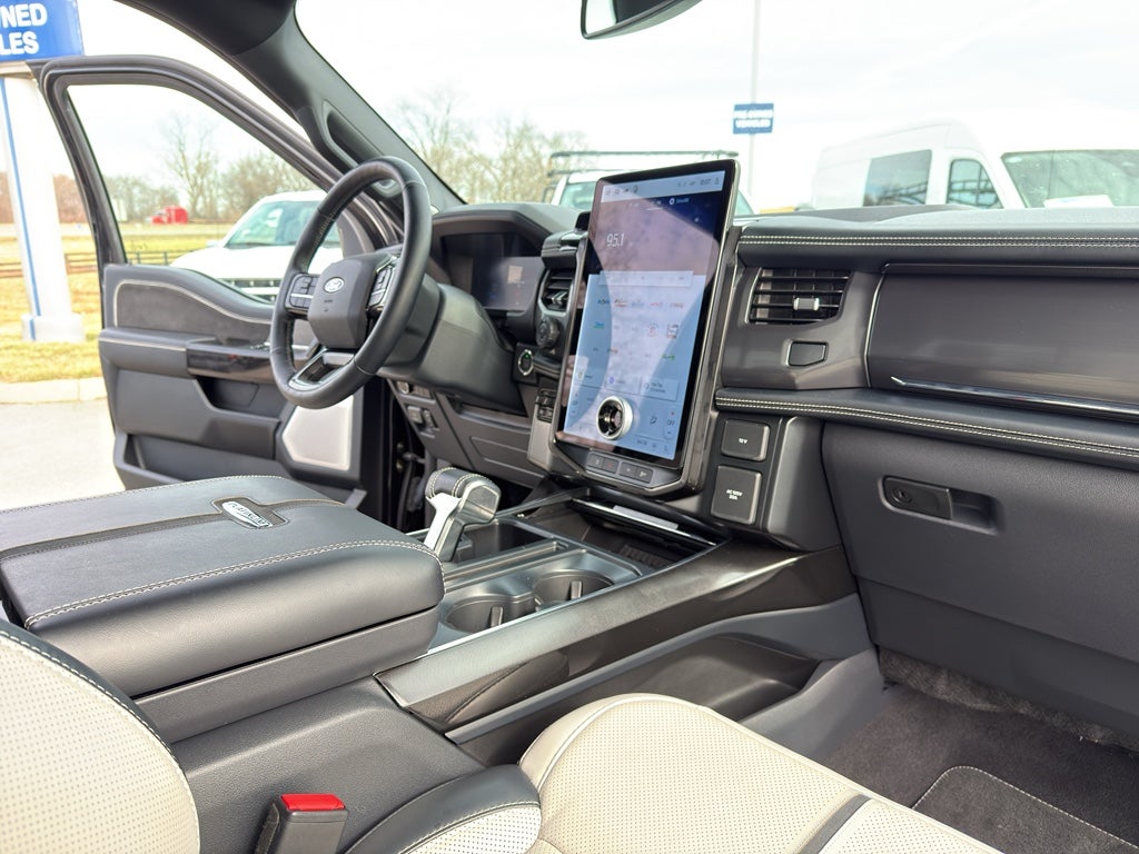 2024 Ford F-150 Lightning Platinum