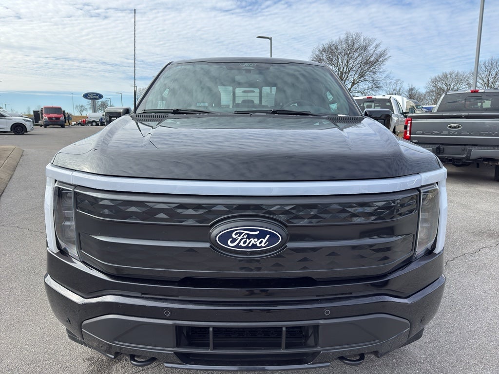 2024 Ford F-150 Lightning Platinum