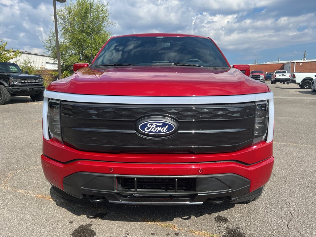 2025 Ford F-150 Lightning Platinum