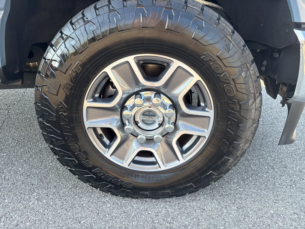 2023 Ford F-250 LARIAT