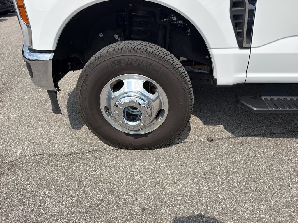 2025 Ford F-350 XLT